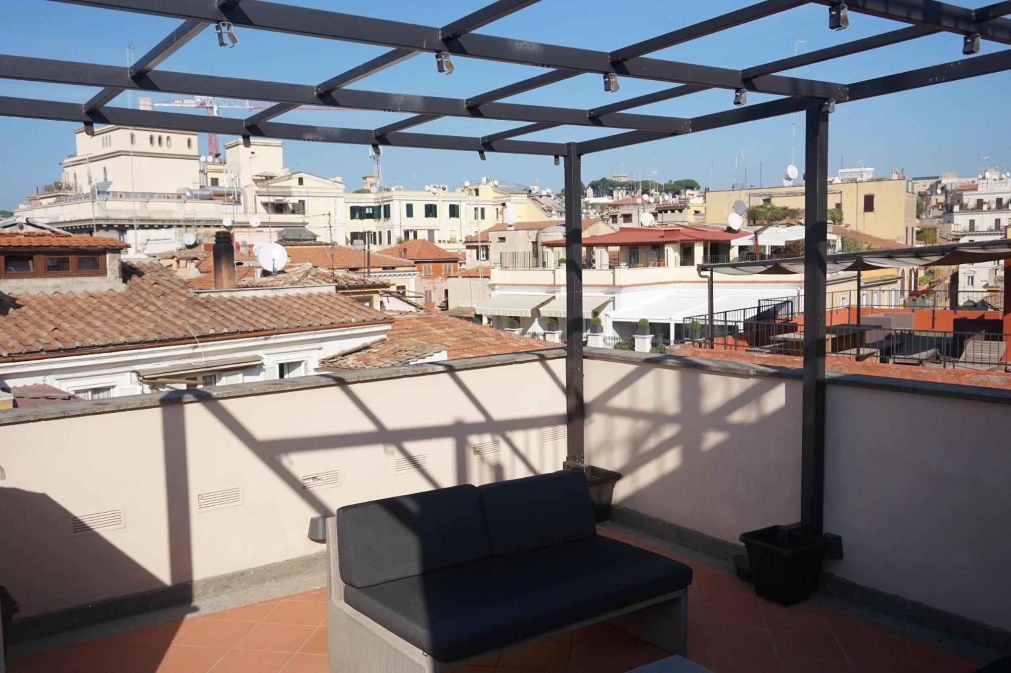 Trevi Palace Luxury Inn — Fotos 1